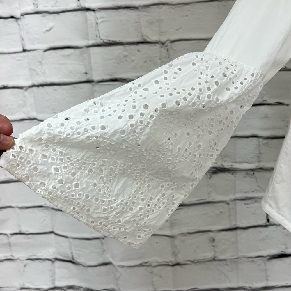 BANANA REPUBLIC Blouse White Eyelet Lace Bell Sleeves size XS - Picture 6 of 10